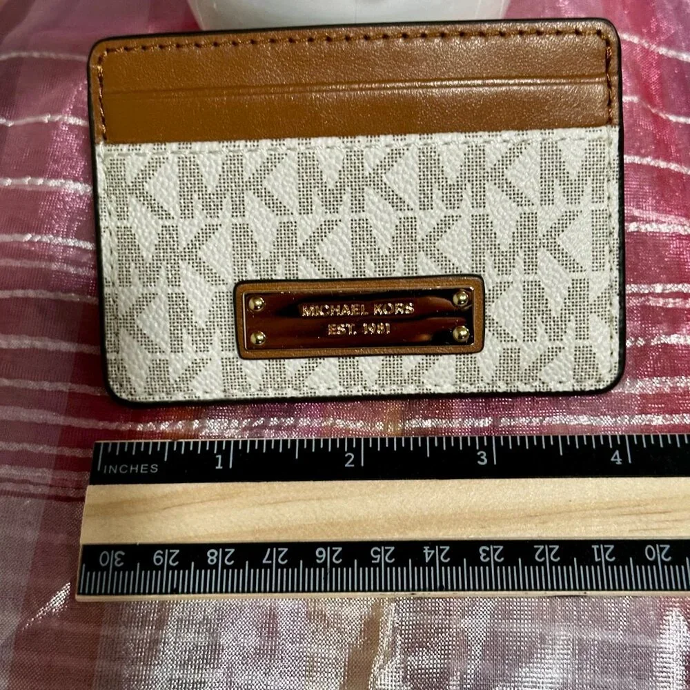 Michael Kors MK Signature khaki brown card case